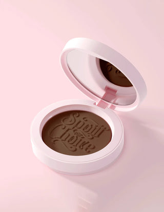 Ο P. Louise χαλασμένος για την επιλογή Cream Bronzer