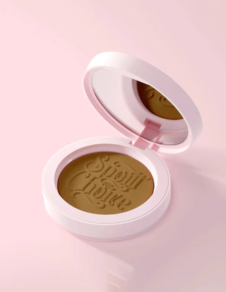 Ο P. Louise χαλασμένος για την επιλογή Cream Bronzer