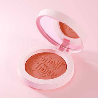 Χαλασμένος για την επιλογή Cream Blush