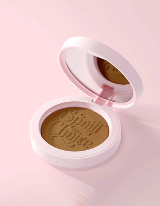 Ο P. Louise χαλασμένος για την επιλογή Cream Bronzer