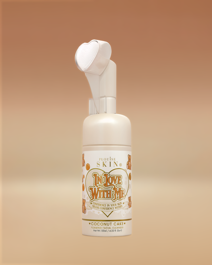 In Love With Me Foaming Facial Cleanser - Κέικ καρύδας