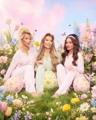 Somebunny Loves You Pink Bunny Pijamas