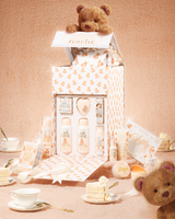 Σετ δώρου P.Louise Get Unteddy With Me Full Collection PR Box με αρκουδάκια και τσάι σε μπεζ φόντο