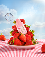 P.Louise Scent From Above Strawberry Hair & Body Mist σε πιάτο με φράουλες