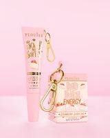Το P.Louise Moisture Magic Duo με ένα βάλσαμο για τα χείλη και ένα σωληνάριο απολέπισης χειλιών και τα δύο σε άρωμα κέικ φράουλας