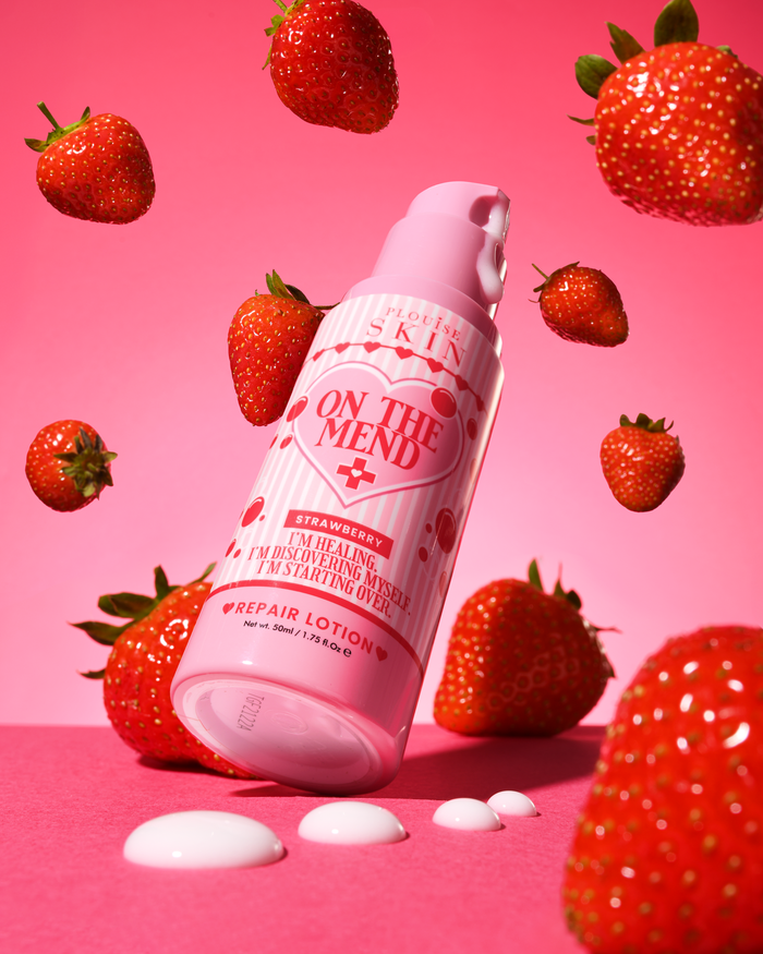 Ροζ μπουκάλι P.Louise On The Mend Barrier Repair Lotion σε φράουλα